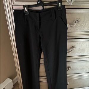 Women’s size 1 Black Dress Pants with pockets!!!